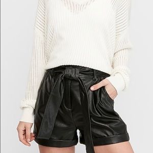 Express Shorts